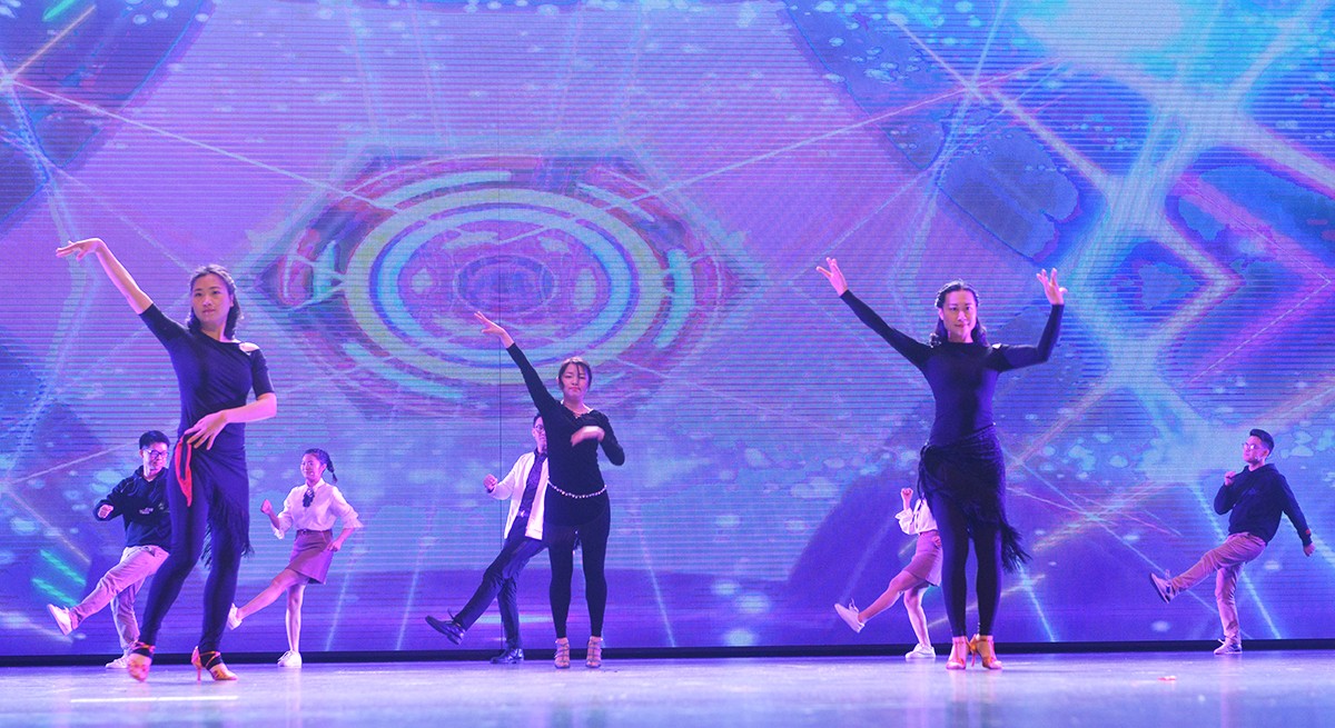 1590119181145386.jpg 20180211091834792.jpg